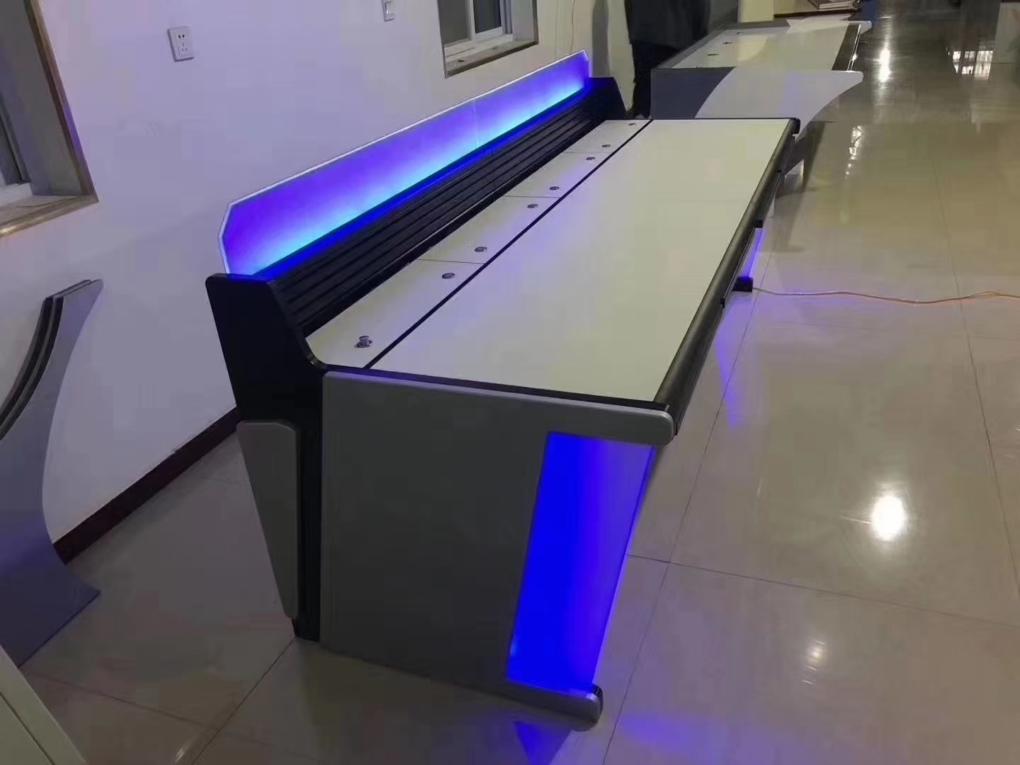 成都好的控制臺廠家在哪